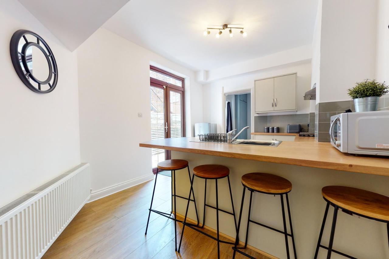 No10 Seaside Apartment - Ground Floor Apartment Scarborough Ngoại thất bức ảnh